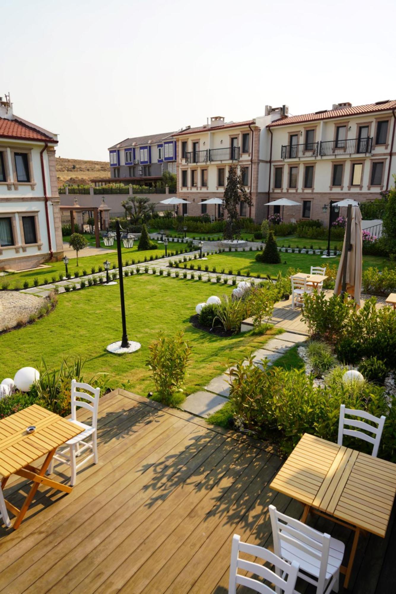 Oikos Bozcaada Aparthotel Exterior photo